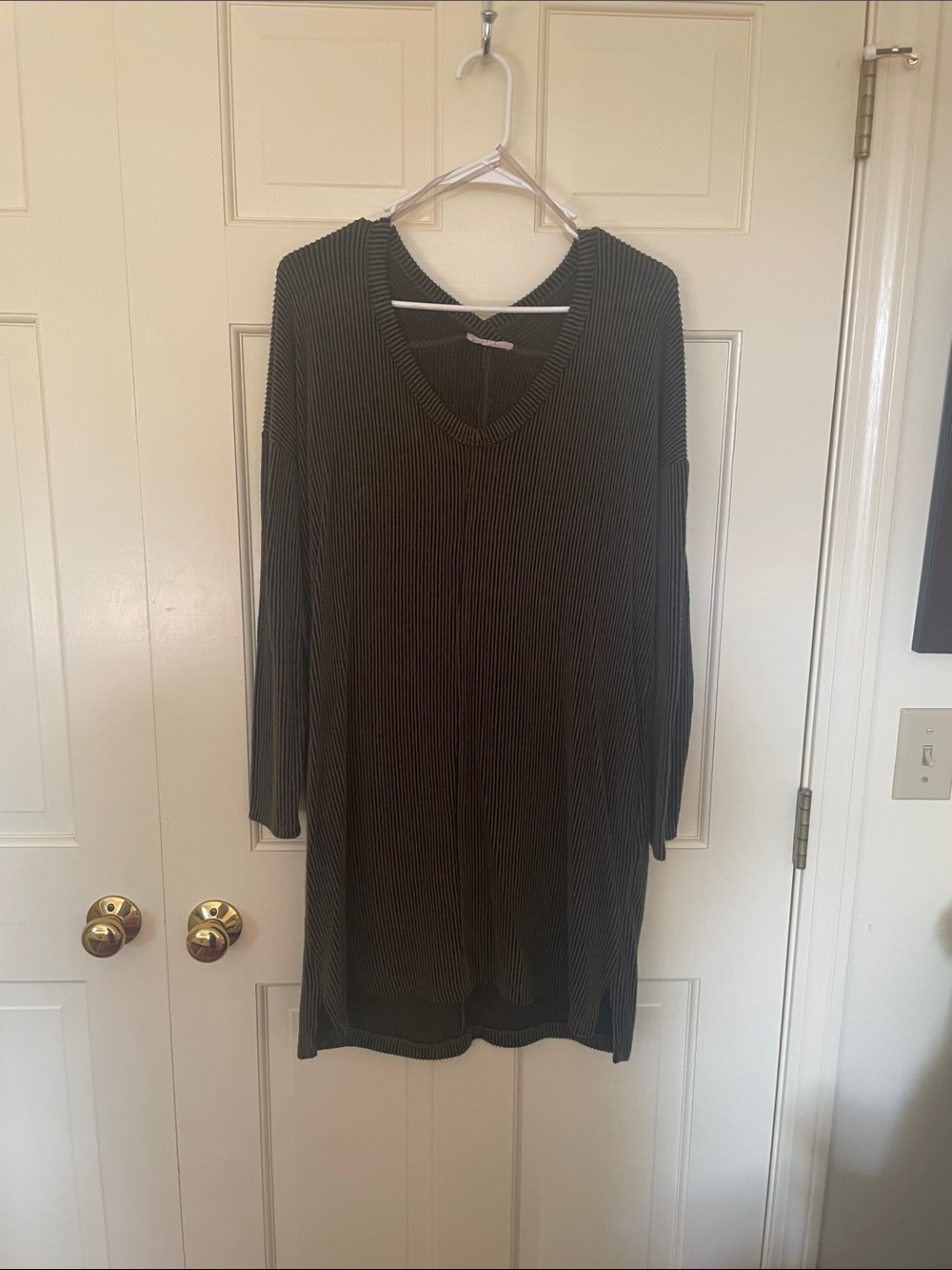 Lush Olive Ribbed Knit V-Neck Sweater